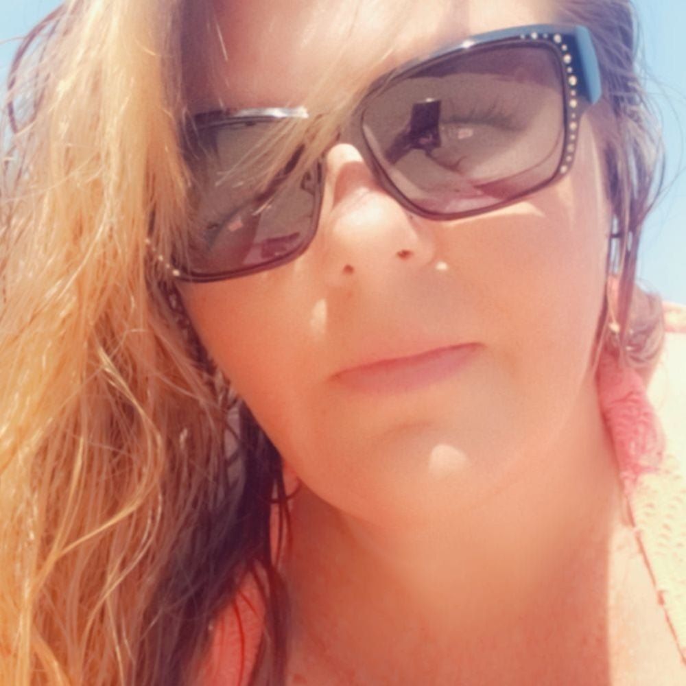 Meet your Posher, Denise